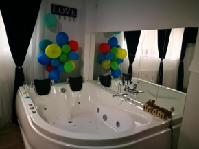 Iași Jacuzzi Apartment F